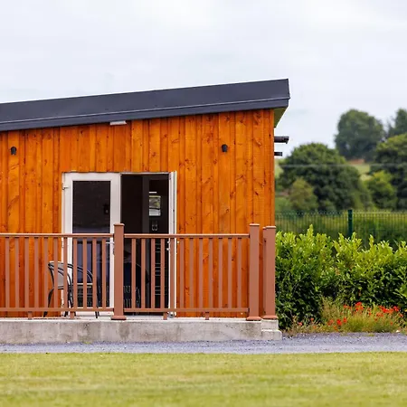 Luxurious Stoneyford
